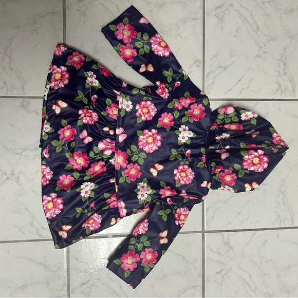 Little me warm rain coat for 12 months - Picture 3 of 6